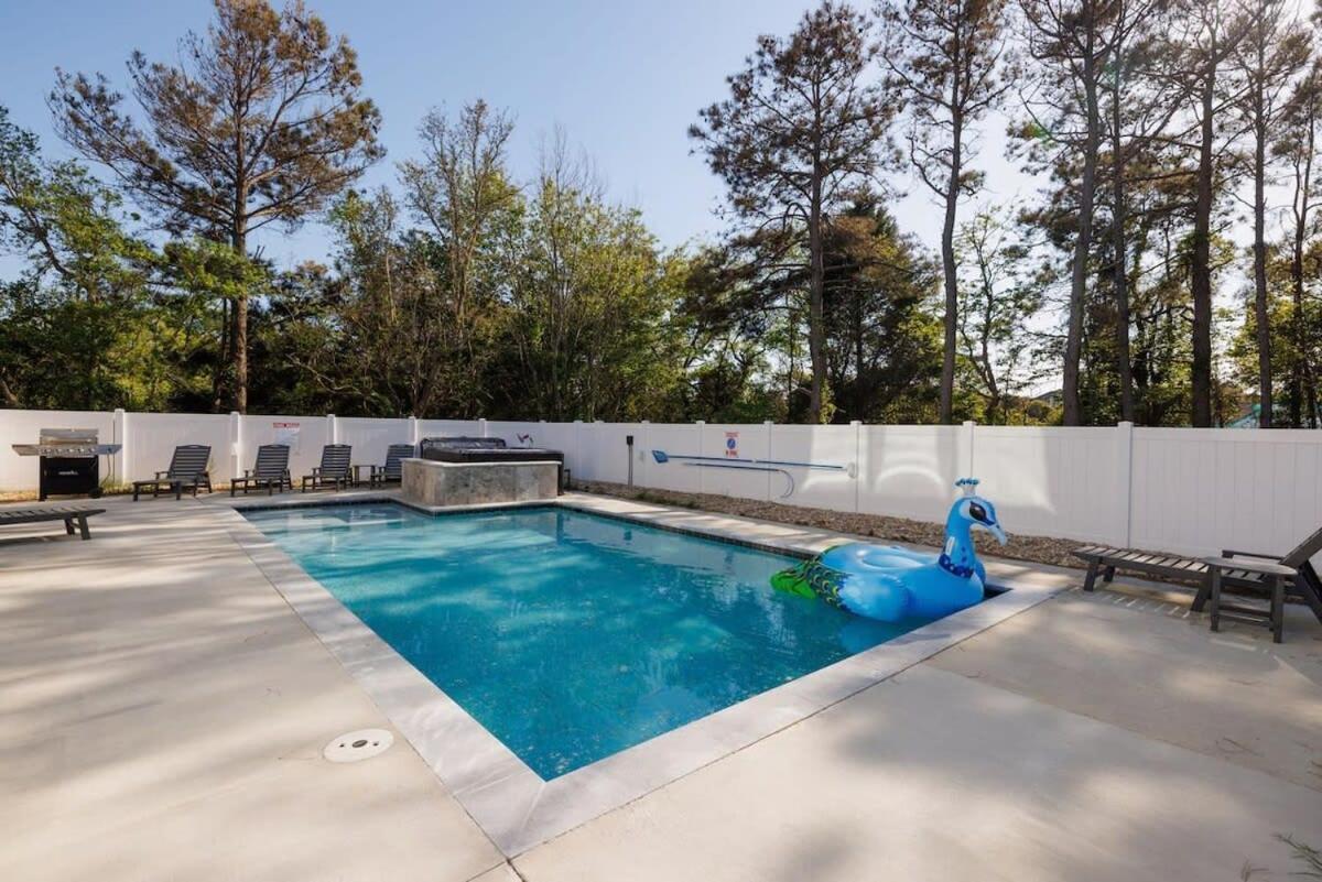 Sojourn Aurora 7 Bedroom Pool & Hot Tub كورولا المظهر الخارجي الصورة