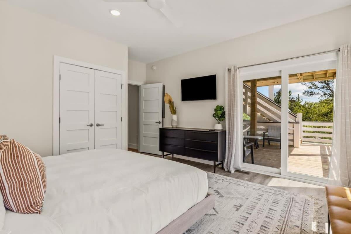 Sojourn Aurora 7 Bedroom Pool & Hot Tub كورولا المظهر الخارجي الصورة
